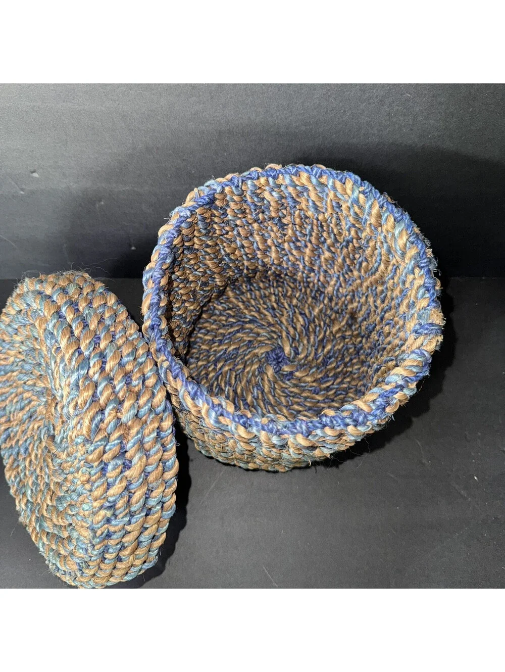 Vtg Hand Woven Basket Storage Trinket With Lid Native American Boho Chic 6.5”